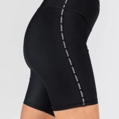 Sylvia P Iconic Spin Short Dance Active