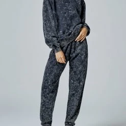 Running Bare Legacy Sweat Pants (Adult)