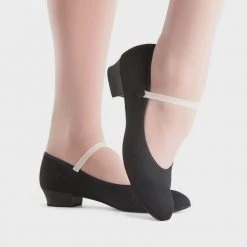 Bloch Accent Flat Character Shoe | Child Footwear